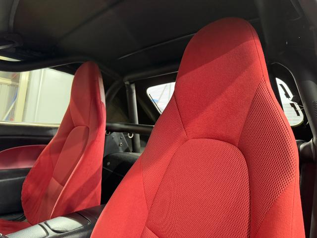 ロードスター ＮＲ－Ａ　ロールケージ　ビルシュタインショック　純正ＥＮＫＥＩ製１５ｉｎＡＷ　純正マフラー　ＢＯＳＥスピーカー　オーディオ　キーレス　ＥＴＣ（34枚目）