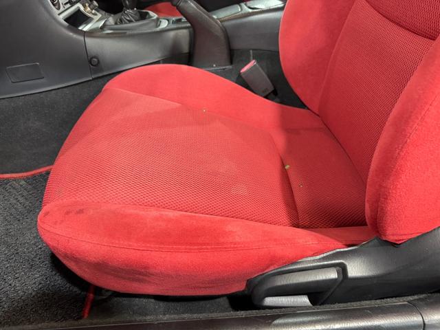 ロードスター ＮＲ－Ａ　ロールケージ　ビルシュタインショック　純正ＥＮＫＥＩ製１５ｉｎＡＷ　純正マフラー　ＢＯＳＥスピーカー　オーディオ　キーレス　ＥＴＣ（35枚目）