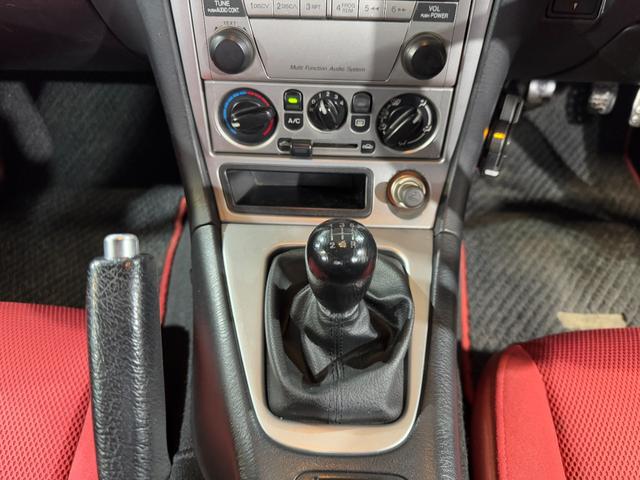 ロードスター ＮＲ－Ａ　ロールケージ　ビルシュタインショック　純正ＥＮＫＥＩ製１５ｉｎＡＷ　純正マフラー　ＢＯＳＥスピーカー　オーディオ　キーレス　ＥＴＣ（45枚目）