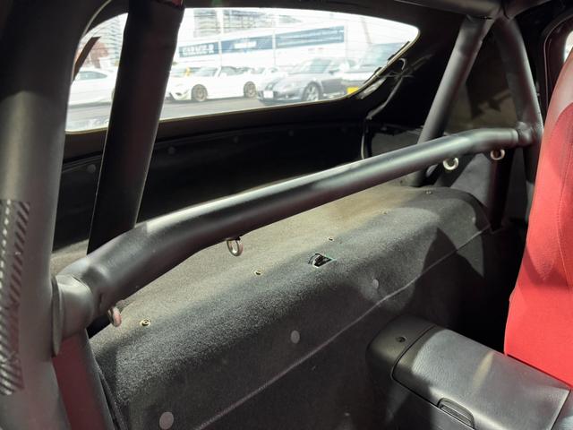 ロードスター ＮＲ－Ａ　ロールケージ　ビルシュタインショック　純正ＥＮＫＥＩ製１５ｉｎＡＷ　純正マフラー　ＢＯＳＥスピーカー　オーディオ　キーレス　ＥＴＣ（54枚目）