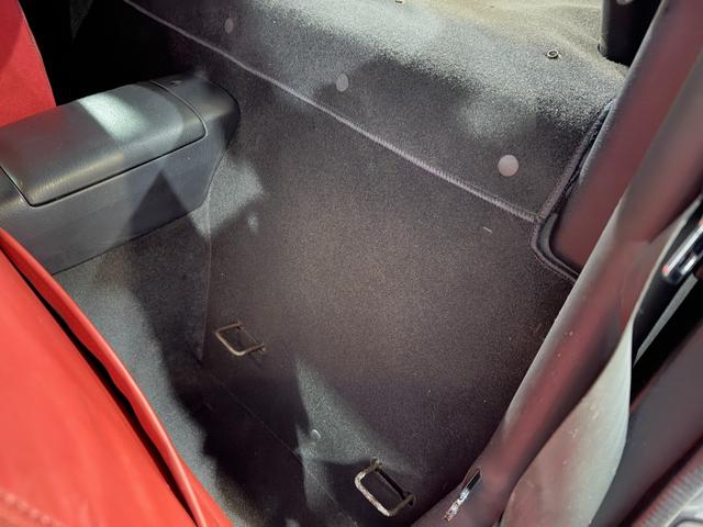 ロードスター ＮＲ－Ａ　ロールケージ　ビルシュタインショック　純正ＥＮＫＥＩ製１５ｉｎＡＷ　純正マフラー　ＢＯＳＥスピーカー　オーディオ　キーレス　ＥＴＣ（57枚目）