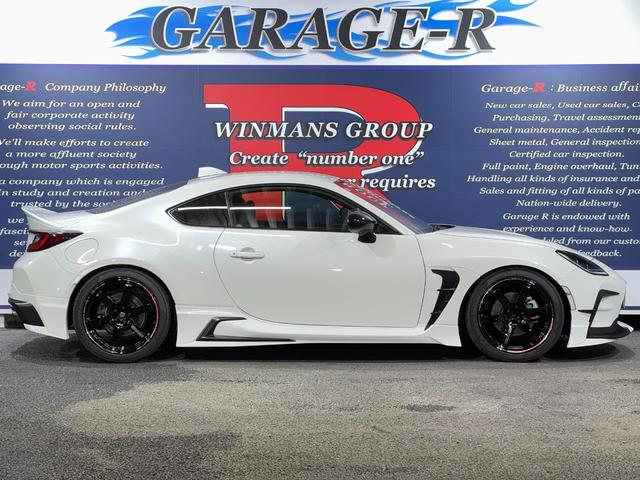 ＧＲ８６ ＲＺ　ＧＲフルエアロ　ＲＡＹＳ１８ｉｎＡＷ　ＨＫＳエキマニ／キャタ／車高調／オイルクーラー／導風板／サンドイッチブロック／ウォッシャータンク　ＧＲマフラー／パフォーマンスダンパー　カロッツェリアナビ（6枚目）