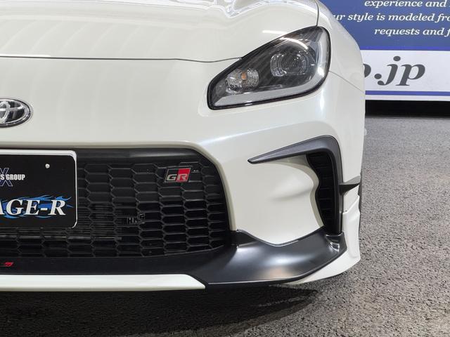 ＧＲ８６ ＲＺ　ＧＲフルエアロ　ＲＡＹＳ１８ｉｎＡＷ　ＨＫＳエキマニ／キャタ／車高調／オイルクーラー／導風板／サンドイッチブロック／ウォッシャータンク　ＧＲマフラー／パフォーマンスダンパー　カロッツェリアナビ（16枚目）