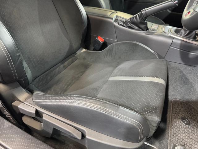 ＧＲ８６ ＲＺ　ＧＲフルエアロ　ＲＡＹＳ１８ｉｎＡＷ　ＨＫＳエキマニ／キャタ／車高調／オイルクーラー／導風板／サンドイッチブロック／ウォッシャータンク　ＧＲマフラー／パフォーマンスダンパー　カロッツェリアナビ（39枚目）