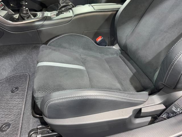 ＧＲ８６ ＲＺ　ＧＲフルエアロ　ＲＡＹＳ１８ｉｎＡＷ　ＨＫＳエキマニ／キャタ／車高調／オイルクーラー／導風板／サンドイッチブロック／ウォッシャータンク　ＧＲマフラー／パフォーマンスダンパー　カロッツェリアナビ（42枚目）