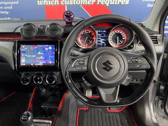 スイフトスポーツ スポーツ　１．４　全方位モニター用カメラパッケージ装着書　ワンオーナー　ＷｅｄｓＳｐｏｒｔｓ１７ｉｎＡＷ　ＴＥＩＮダウンサス　純正ナビ（ＤＴＶ／Ｂｌｕｅｔｏｏｔｈ／ＤＩＳＣ／バックカメラ／全方位）　社外メーター（ブースト計）　シートヒーター　クルコン　ＥＴＣ（35枚目）