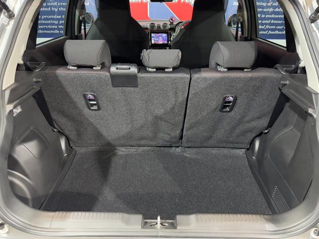 スイフトスポーツ スポーツ　１．４　全方位モニター用カメラパッケージ装着書　ワンオーナー　ＷｅｄｓＳｐｏｒｔｓ１７ｉｎＡＷ　ＴＥＩＮダウンサス　純正ナビ（ＤＴＶ／Ｂｌｕｅｔｏｏｔｈ／ＤＩＳＣ／バックカメラ／全方位）　社外メーター（ブースト計）　シートヒーター　クルコン　ＥＴＣ（62枚目）