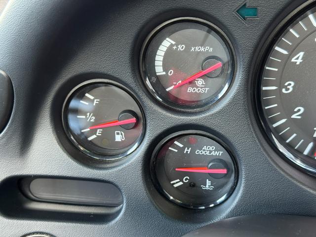 少しでも気になる車両がございましたらお気軽にお問合せください！掲載していない写真等も別途送信可能ですのでご覧になりたい箇所がございましたらお気軽にお申し付けください。