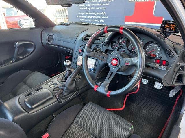 少しでも気になる車両がございましたらお気軽にお問合せください！掲載していない写真等も別途送信可能ですのでご覧になりたい箇所がございましたらお気軽にお申し付けください。