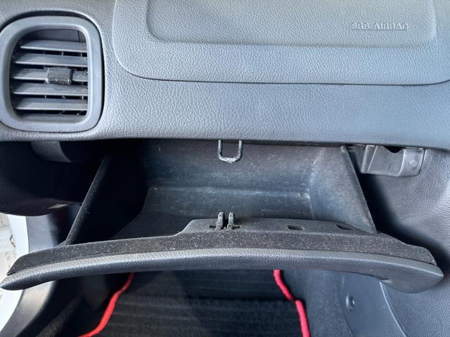 遠方の方・忙しくてご来店が難しい方もご来店頂かずにご契約〜ご納車も可能です！ご覧になりたい箇所がございましたら写真・動画の撮影・送信も可能です！