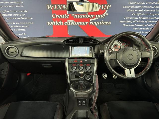 86 GTリミテッド ワンオーナー 純正17inAW 純正ナビ(Bluetooth/DISC/ラジオ) 純正マフラー ドアバイザー シートヒーター フロントフォグランプ オートライト ETC(4枚目)