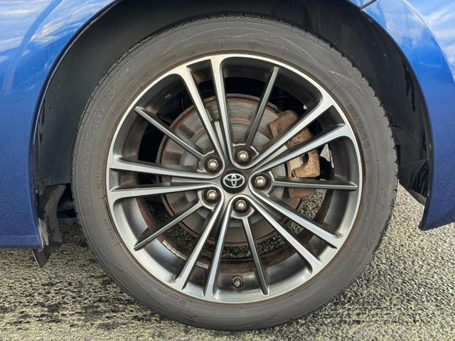 86 GTリミテッド ワンオーナー 純正17inAW 純正ナビ(Bluetooth/DISC/ラジオ) 純正マフラー ドアバイザー シートヒーター フロントフォグランプ オートライト ETC(14枚目)