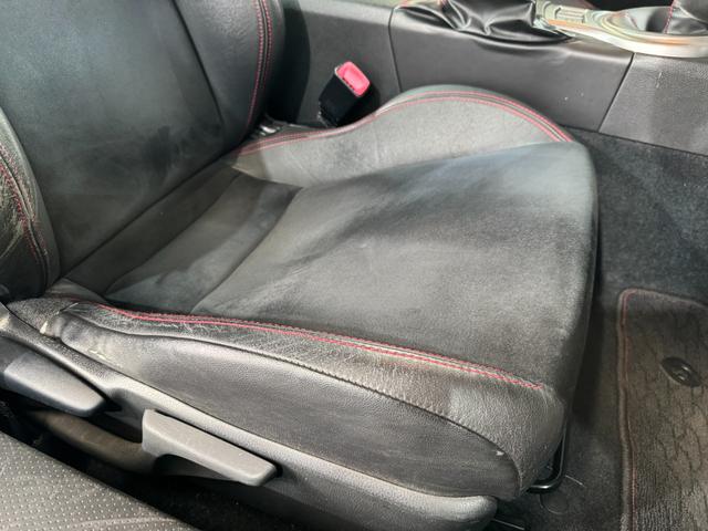 86 GTリミテッド ワンオーナー 純正17inAW 純正ナビ(Bluetooth/DISC/ラジオ) 純正マフラー ドアバイザー シートヒーター フロントフォグランプ オートライト ETC(32枚目)