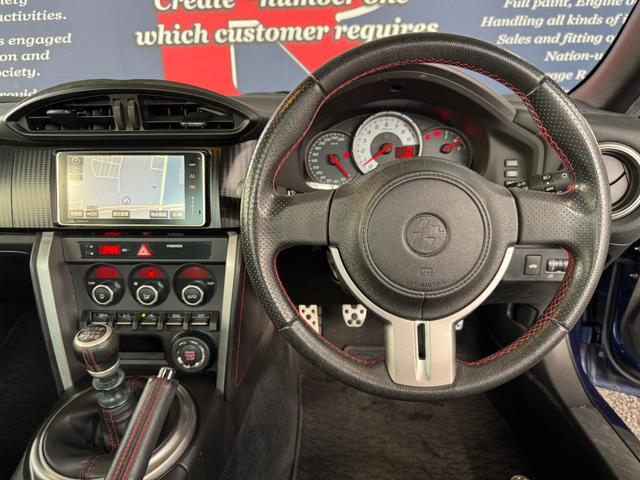 86 GTリミテッド ワンオーナー 純正17inAW 純正ナビ(Bluetooth/DISC/ラジオ) 純正マフラー ドアバイザー シートヒーター フロントフォグランプ オートライト ETC(36枚目)