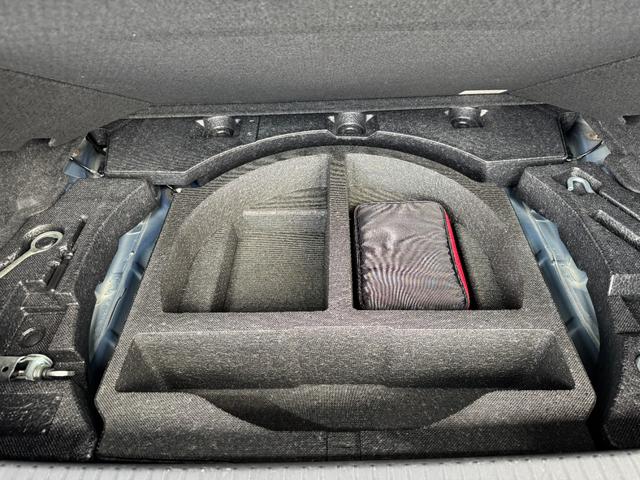 86 GTリミテッド ワンオーナー 純正17inAW 純正ナビ(Bluetooth/DISC/ラジオ) 純正マフラー ドアバイザー シートヒーター フロントフォグランプ オートライト ETC(63枚目)