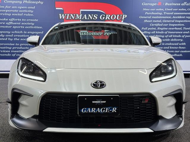 GR86 RC GRエアロ GR鍛造19inAW/サスペンション/ブレーキキャリパー/マフラー GRパフォーマンスダンパー/フェンダーダクトフィン/スタビライジングカバー/給油口カバー 純正ナビ ETC2.0(21枚目)