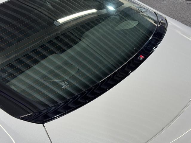 GR86 RC GRエアロ GR鍛造19inAW/サスペンション/ブレーキキャリパー/マフラー GRパフォーマンスダンパー/フェンダーダクトフィン/スタビライジングカバー/給油口カバー 純正ナビ ETC2.0(29枚目)