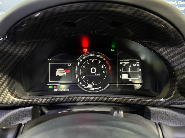 GR86 RC GRエアロ GR鍛造19inAW/サスペンション/ブレーキキャリパー/マフラー GRパフォーマンスダンパー/フェンダーダクトフィン/スタビライジングカバー/給油口カバー 純正ナビ ETC2.0(46枚目)