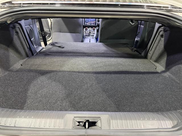 GR86 RC GRエアロ GR鍛造19inAW/サスペンション/ブレーキキャリパー/マフラー GRパフォーマンスダンパー/フェンダーダクトフィン/スタビライジングカバー/給油口カバー 純正ナビ ETC2.0(71枚目)