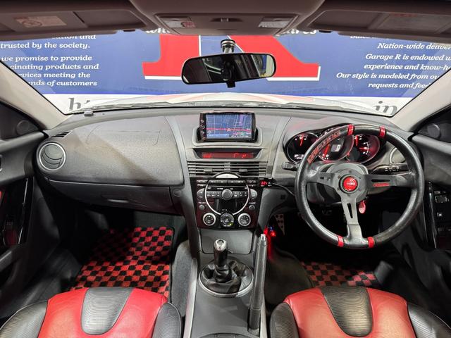 RX-8 タイプS Rmagicマフラー MAZDASPEEDダンパー/サスペンション 純正アンダースポイラー 純正18inAW carrozzeriaナビ 純正オーディオ(ラジオ/CD) MOMOステアリング ETC(4枚目)