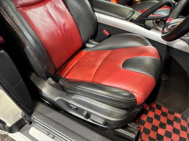 RX-8 タイプS Rmagicマフラー MAZDASPEEDダンパー/サスペンション 純正アンダースポイラー 純正18inAW carrozzeriaナビ 純正オーディオ(ラジオ/CD) MOMOステアリング ETC(31枚目)