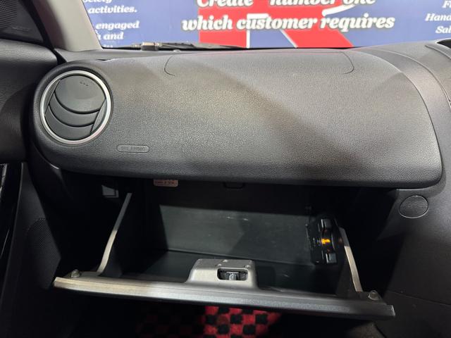 RX-8 タイプS Rmagicマフラー MAZDASPEEDダンパー/サスペンション 純正アンダースポイラー 純正18inAW carrozzeriaナビ 純正オーディオ(ラジオ/CD) MOMOステアリング ETC(49枚目)