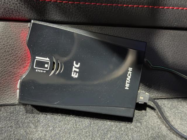 ８６ ＧＴリミテッド　ＴＯＭ’Ｓ　フロントバンパー　社外サイドステップ　ＧＲｅｄｄｙマフラー　ＷＯＲＫ　ＺＥＡＳＴ１９ｉｎＡＷ　Ｖａｌｅｎｔｉテールランプ　トランクスポイラー　ＢＬＩＴＺシフトノブ　純正ナビ（47枚目）