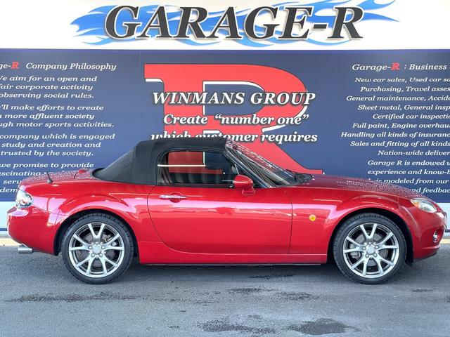 ロードスター ３ｒｄジェネレーションリミテッド　ＡｕｔｏＥｘｅカーボンエアインテーク　純正ビルシュタイン　ショック／サスペンション　純正マフラー　純正１７ｉｎＡＷ　フォグランプ　ｃａｒｒｏｚｚｅｒｉａオーディオ　シートヒーター　ＥＴＣ　キーレス（6枚目）