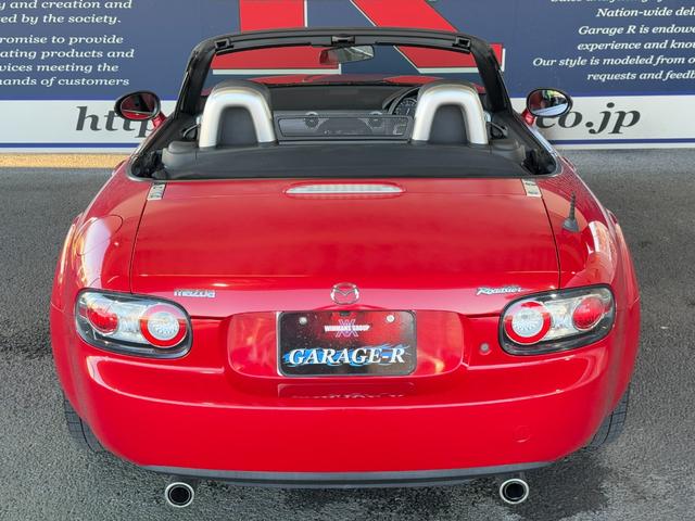 ロードスター ３ｒｄジェネレーションリミテッド　ＡｕｔｏＥｘｅカーボンエアインテーク　純正ビルシュタイン　ショック／サスペンション　純正マフラー　純正１７ｉｎＡＷ　フォグランプ　ｃａｒｒｏｚｚｅｒｉａオーディオ　シートヒーター　ＥＴＣ　キーレス（73枚目）