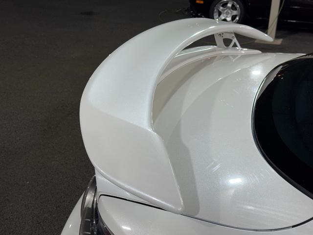 ＲＸ－８ タイプＳ　ＭＡＺＤＡＳＰＥＥＤフルエアロ（Ｆ／Ｓ／Ｒ／リアスポイラー）　ＲＥＣＡＲＯセミバケ（運転席）　ＭＯＭＯステ　純正１８ｉｎＡＷ　純正マフラー　純正オーディオ　ＢＯＳＥサウンド　レザーシート　キーレス（25枚目）