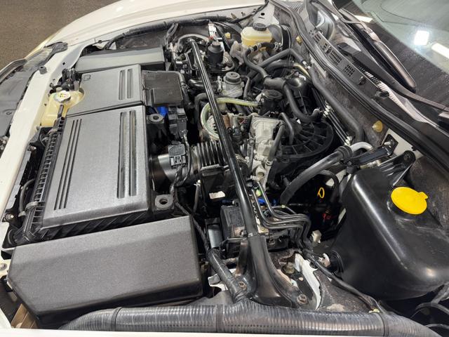 ＲＸ－８ タイプＳ　ＭＡＺＤＡＳＰＥＥＤフルエアロ（Ｆ／Ｓ／Ｒ／リアスポイラー）　ＲＥＣＡＲＯセミバケ（運転席）　ＭＯＭＯステ　純正１８ｉｎＡＷ　純正マフラー　純正オーディオ　ＢＯＳＥサウンド　レザーシート　キーレス（28枚目）