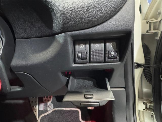 ＲＸ－８ タイプＳ　ＭＡＺＤＡＳＰＥＥＤフルエアロ（Ｆ／Ｓ／Ｒ／リアスポイラー）　ＲＥＣＡＲＯセミバケ（運転席）　ＭＯＭＯステ　純正１８ｉｎＡＷ　純正マフラー　純正オーディオ　ＢＯＳＥサウンド　レザーシート　キーレス（41枚目）