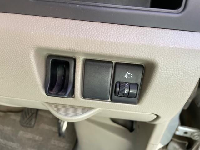 エブリイ PC 5速マニュアル パワステ パワーウィンドウ エアバック キーレス CD(14枚目)