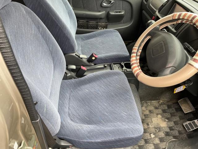 エブリイワゴン ジョイポップターボＰＺ　４速オートマ　ターボ　キーレス　パワステ　パワーウィンドウ　エアバック（17枚目）