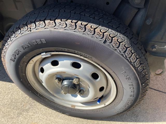 サンバーバン トランスポーター　５速マニュアル　パワステ　パワーウィンドウ　エアバック（12枚目）