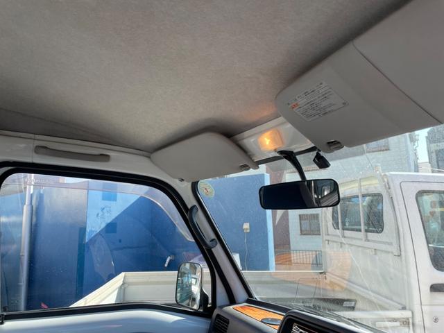 サンバーバン トランスポーター　５速マニュアル　パワステ　パワーウィンドウ　エアバック（22枚目）