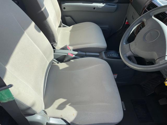 クリッパーリオ Ｅ　スペシャルパック　オートマ　パワステ　パワーウィンドウ　エアバック　キーレス　記録簿付き（18枚目）