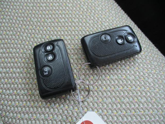 タント Ｘターボ　ＳＡ　スマートキー　ナビフルセグ　ブルートゥース　バックカメラ　ＥＴＣ　左側パワースライドドア　ステアリングスイッチ　ＵＳＢ　オートエアコン　アイドリングストップ　セキュリティ　禁煙車（38枚目）