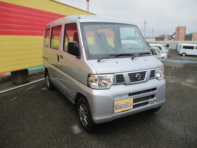 ＮＶ１００クリッパーバン ＤＸ　ＡＭＦＭラジオ　運助エアバッグ　ＥＴＣ　集中ドアロック　エアコン　禁煙車（4枚目）