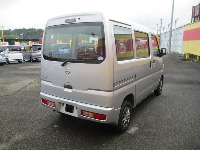 ＮＶ１００クリッパーバン ＤＸ　ＡＭＦＭラジオ　運助エアバッグ　ＥＴＣ　集中ドアロック　エアコン　禁煙車（10枚目）