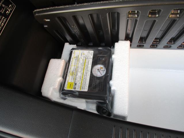 ワゴンR FX AT 8インチナビフルセグ ブルートゥース CD.DVD ETCドラレコ オートライト レーダーブレーキ シートヒーター オートエアコン クリアランスソナー セキュリティ 届け出済み未使用車(29枚目)