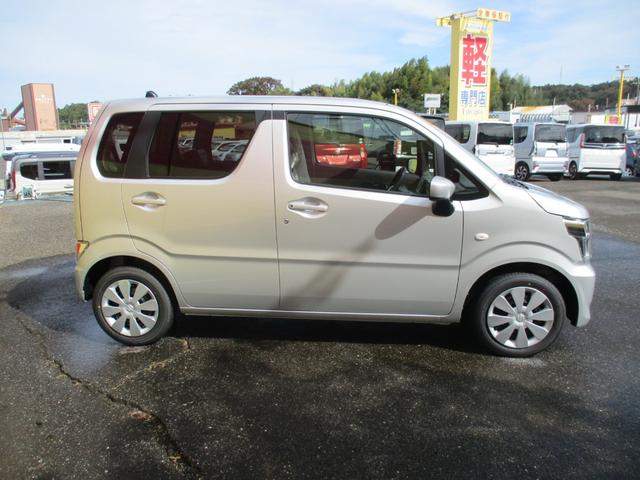 ワゴンR FX 5MT 純正CDデッキ ETC ドラレコ オートエアコン オートライト レーダーブレーキ シートヒーター クリアランスソナー セキュリティ 届け出済み未使用車(18枚目)