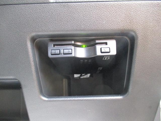 タント カスタムRS トップエディションSAII ナビフルセグ ブルートゥース CD.DVD ETC 前後ドラレコ 社外デジタルインナーミラー バックカメラ ターボ ハーフレザーシート 両側自動ドア LEDライト セキュリティ 禁煙車(9枚目)