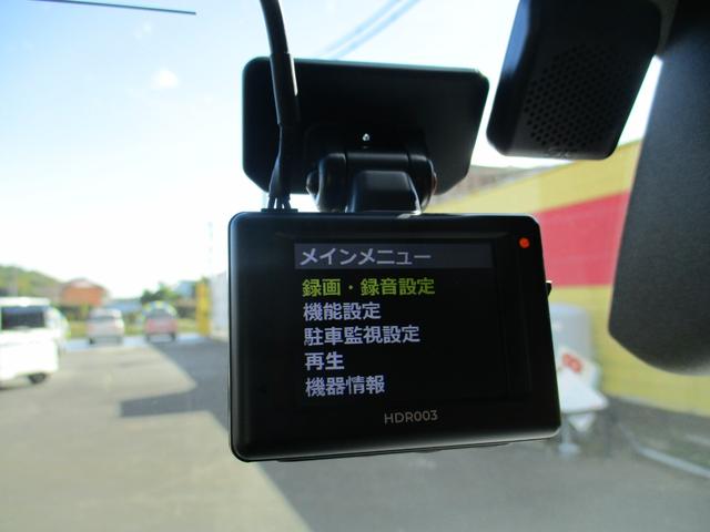 ムーヴキャンバス セオリーＧ　９インチナビフルセグ　ブルートゥース　ドラレコ　ＥＴＣ　バックカメラ　ＵＳＢ　両側自動ドア　ＬＥＤライト　ステアリングスイッチ　クリアランスソナー　電動パーキング　シートヒーター　セキュリティ　禁煙車（11枚目）