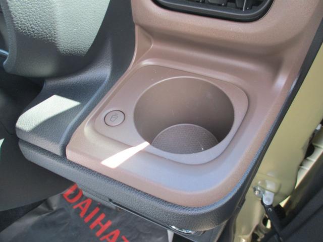 ムーヴキャンバス セオリーＧ　９インチナビフルセグ　ブルートゥース　ドラレコ　ＥＴＣ　バックカメラ　ＵＳＢ　両側自動ドア　ＬＥＤライト　ステアリングスイッチ　クリアランスソナー　電動パーキング　シートヒーター　セキュリティ　禁煙車（19枚目）