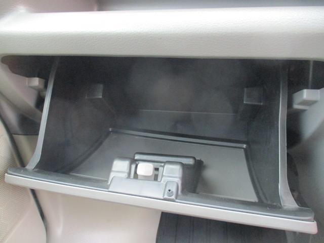 エブリイ ＰＡ　ハイルーフ　レーダーブレーキ　バイザー　クリアランスソナー　ＡＭＦＭラジオ　運助エアバッグ　オーバーヘッドコンソール　アイドリングストップ　エアコン　禁煙車（28枚目）