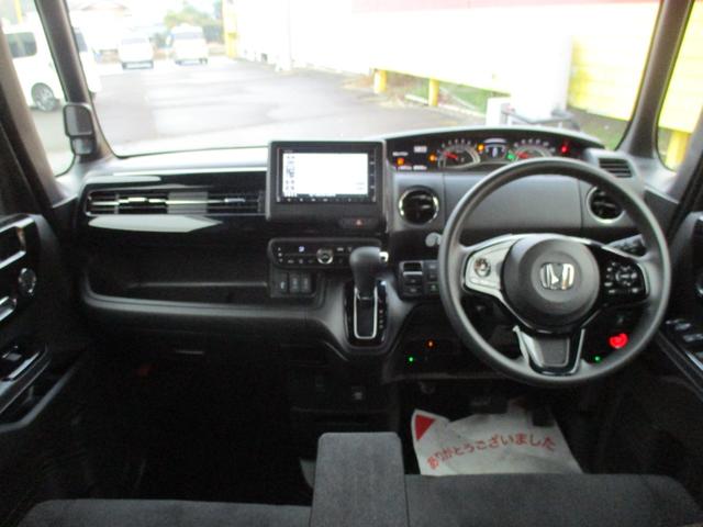 Ｎ－ＢＯＸカスタム Ｌ　純正ナビ　ＣＤ　ブルートゥース　ＥＴＣ　ＵＳＢ　左側自動ドア　バックカメラ　オートライト　レーダーブレーキ　スマートキー　ＬＥＤライト　電動パーキング　禁煙車（21枚目）