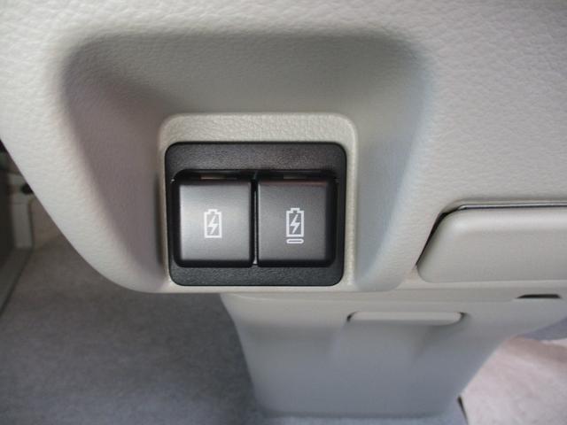 エブリイワゴン ＰＺターボスペシャル　８型ナビフルセグ　ブルートゥース　ＣＤ．ＤＶＤ　ＨＩＭＤ対応　ドラレコ　ＥＴＣ　オートステップ　ＵＳＢ　オーバーヘッドコンソール　クリソナ　シートヒーター　両側自動ドア　ＨＩＤライト　届け出済未使用車（13枚目）