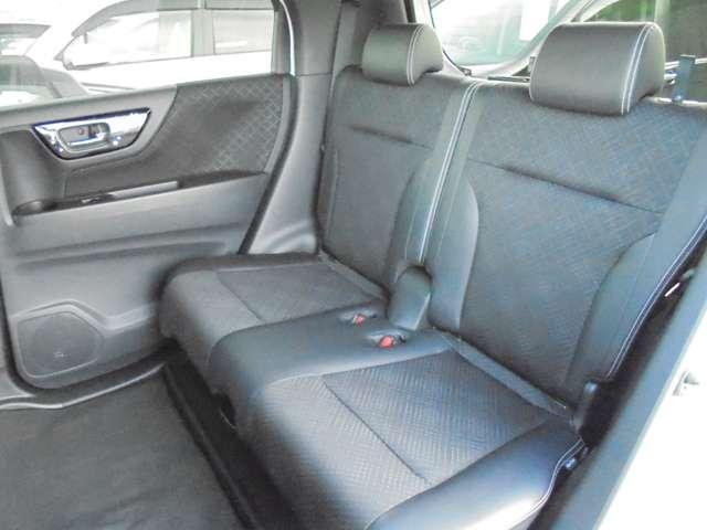 G・Lパッケージ 後席モニター ナビ Bカメラ 運転支援(15枚目)
