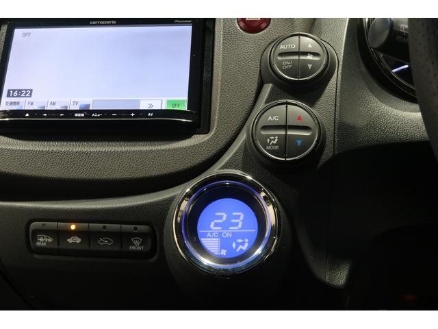 フィットシャトルハイブリッド ハイブリッド・スマートセレクション　認定中古車　ドラレコ　ナビ　Ｂカメラ　ＥＴＣ　スマートキー　横滑り防止機能　Ｂモニター　パワーウインドウ　助手席エアバッグ　パワステ　ドライブレコーダー　盗難警報装置　１オナ　エアコン　キーレス（12枚目）